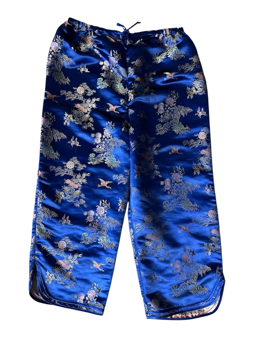 Blue Satin Asian Style Metallic print Capri Pants.  Size Large. 30” - 36” Waist